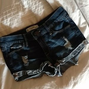 Abercrombie & Fitch distressed shorts, EUC, 00